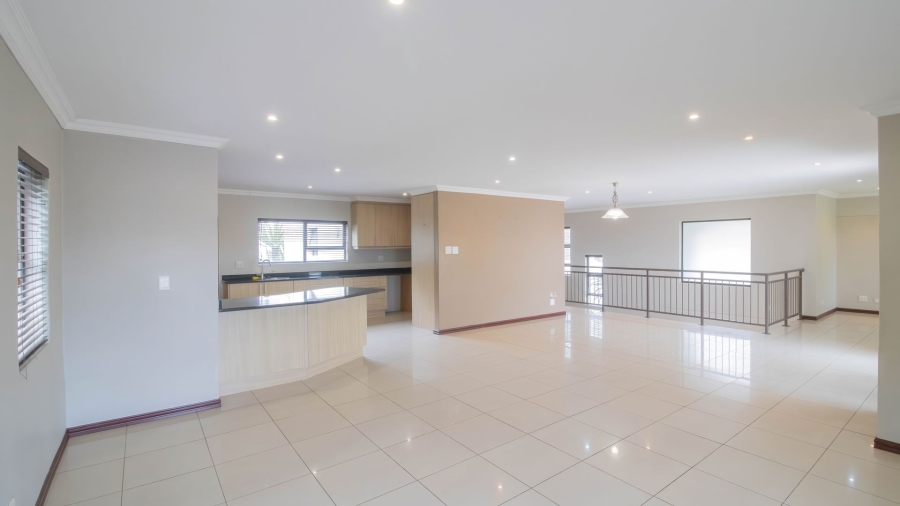 4 Bedroom Property for Sale in Beacon Bay Eastern Cape